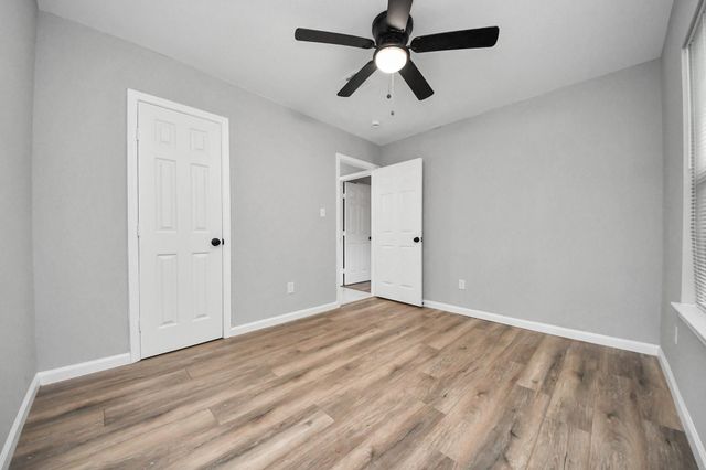 4914 Angleton Street, Houston, TX 77033