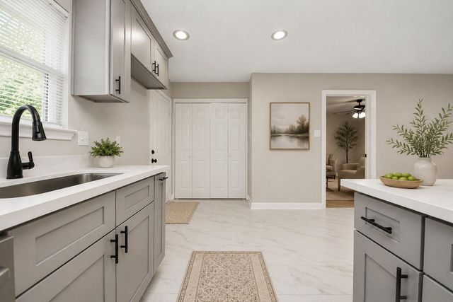 4914 Angleton Street, Houston, TX 77033