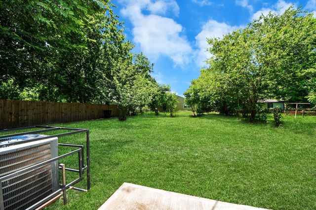 4914 Angleton Street, Houston, TX 77033
