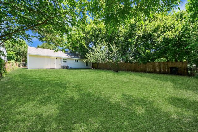 4914 Angleton Street, Houston, TX 77033