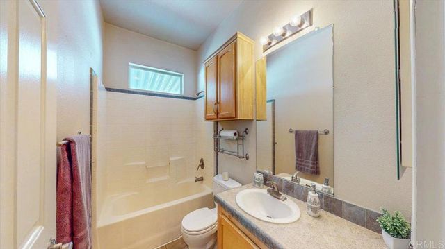 716 S. 2nd St. 197, El Cajon, CA 92019