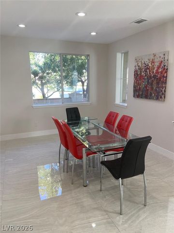 385 Glenridding Street, Las Vegas, NV 89183