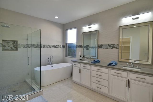 385 Glenridding Street, Las Vegas, NV 89183