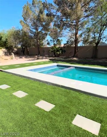 385 Glenridding Street, Las Vegas, NV 89183