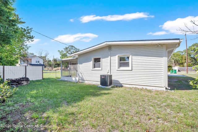 1215 Counts Street, Cocoa, FL 32922