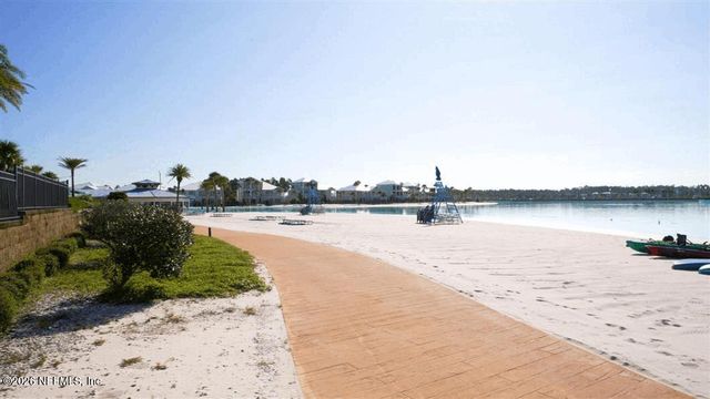 106 RUM RUNNER Way, St. Johns, FL 32259