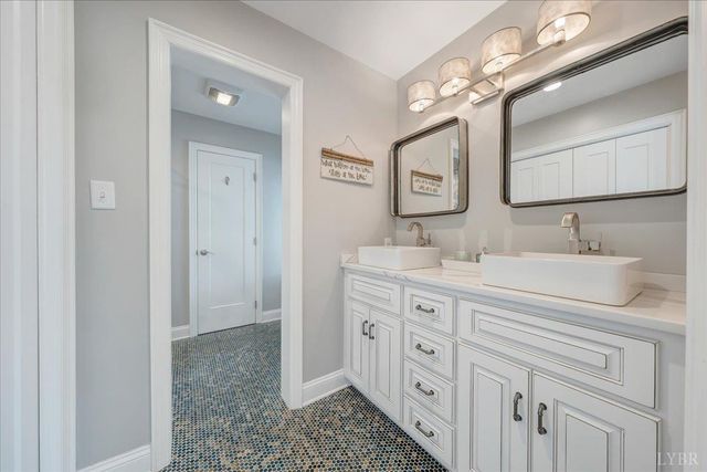 292 Cove Road, Penhook, VA 24137