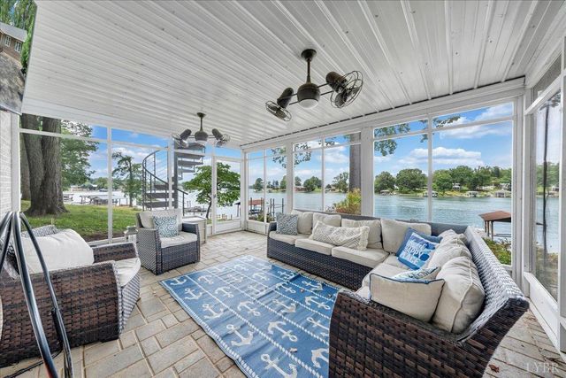 292 Cove Road, Penhook, VA 24137