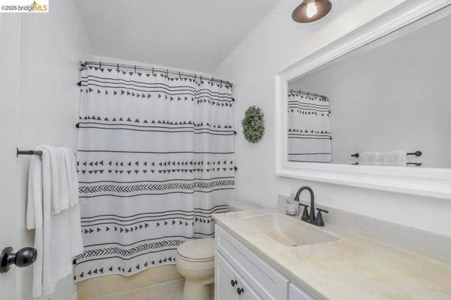 5120 Discovery Pt, Discovery Bay, CA 94505
