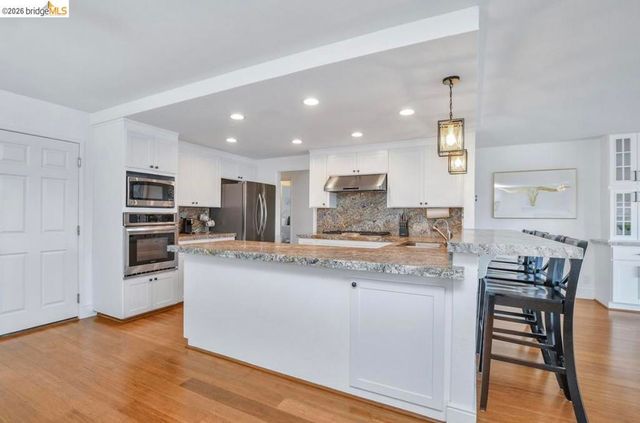 5120 Discovery Pt, Discovery Bay, CA 94505