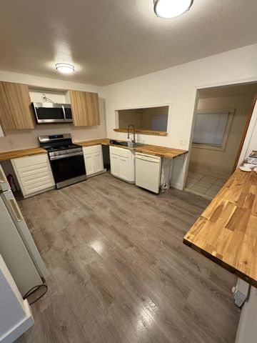 1208 Martin Street, Klamath Falls, OR 97601