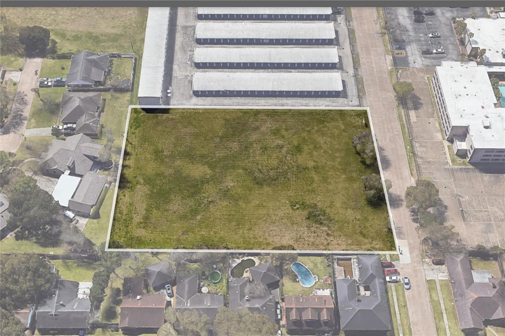 8905 Hinman Street, Houston, TX 77061