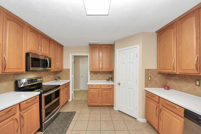 12027 Iris Canyon Drive, Tomball, TX 77377