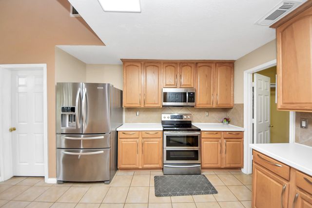 12027 Iris Canyon Drive, Tomball, TX 77377
