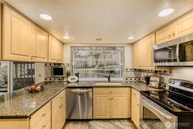 15703 SE 45th Court, Bellevue, WA 98006