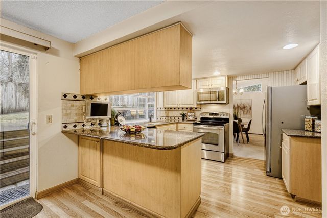 15703 SE 45th Court, Bellevue, WA 98006