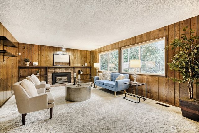 15703 SE 45th Court, Bellevue, WA 98006