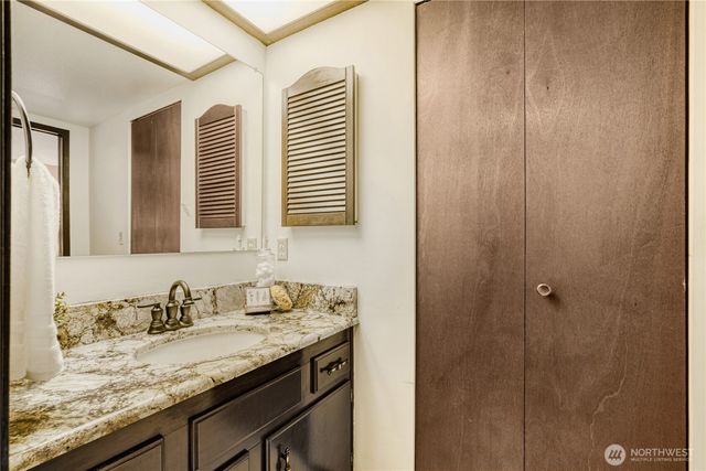 15703 SE 45th Court, Bellevue, WA 98006