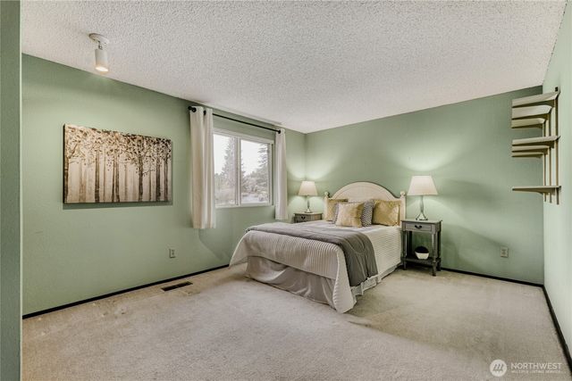 15703 SE 45th Court, Bellevue, WA 98006