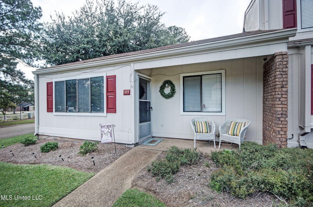 189 Lakebend Circle, Brandon, MS 39042