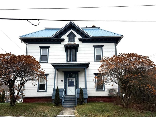 324 Cliff Street, St. Johnsbury, VT 05819