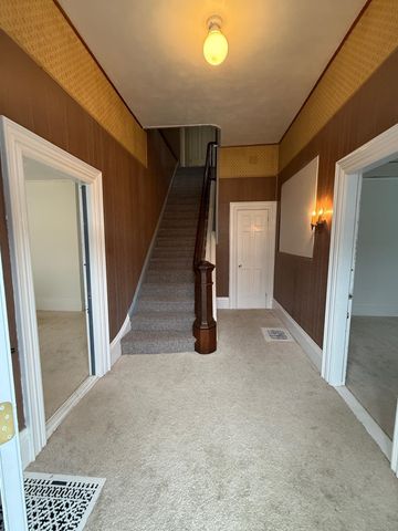 324 Cliff Street, St. Johnsbury, VT 05819