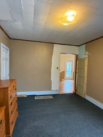 324 Cliff Street, St. Johnsbury, VT 05819