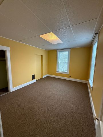 324 Cliff Street, St. Johnsbury, VT 05819