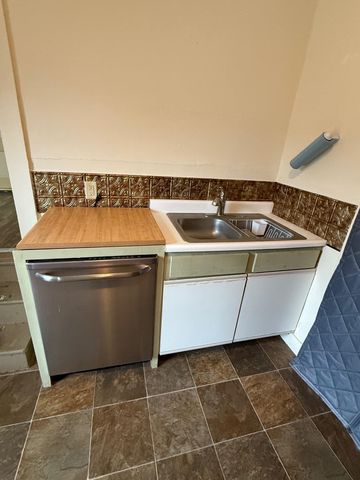 324 Cliff Street, St. Johnsbury, VT 05819