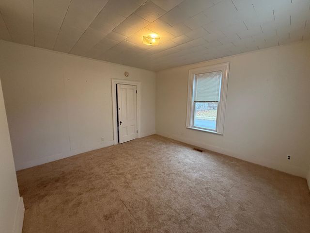 324 Cliff Street, St. Johnsbury, VT 05819