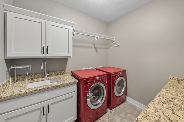 575 Whistling Court, Waukee, IA 50263