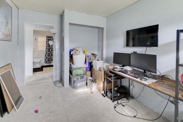 1406 Reckeweg Road, Fort Wayne, IN 46804