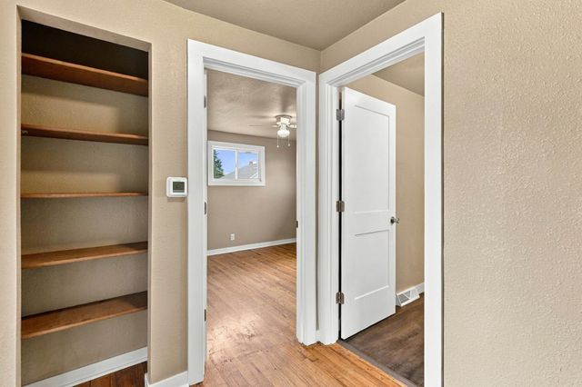 2901 E Cleveland Ave, Spokane, WA 99207