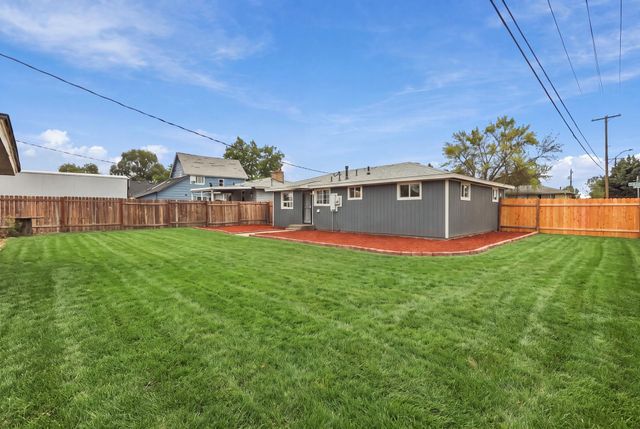 2901 E Cleveland Ave, Spokane, WA 99207