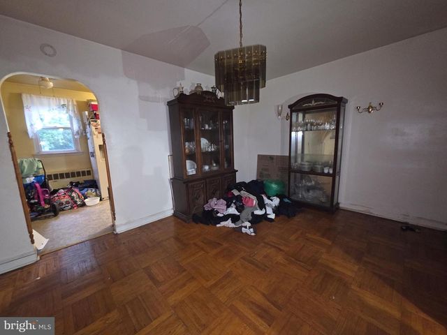 1010 CLIVEDEN ST E, Philadelphia, PA 19119