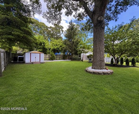 335 Elizabeth Avenue, Toms River, NJ 08753