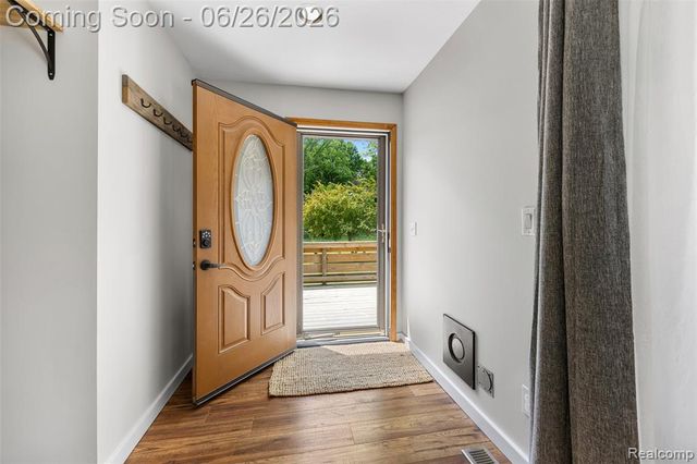 11997 Ruth Street, South Lyon, MI 48178