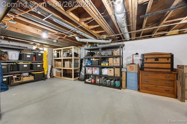 11997 Ruth Street, South Lyon, MI 48178