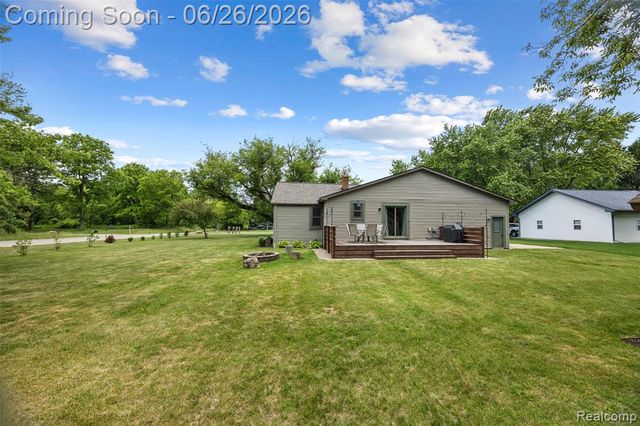 11997 Ruth Street, South Lyon, MI 48178