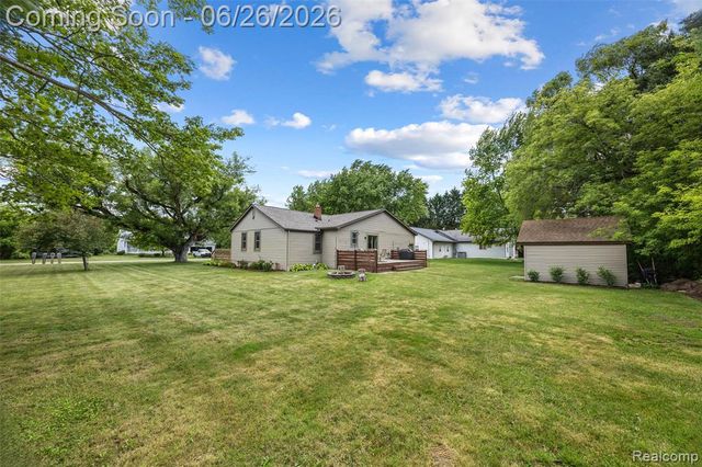11997 Ruth Street, South Lyon, MI 48178
