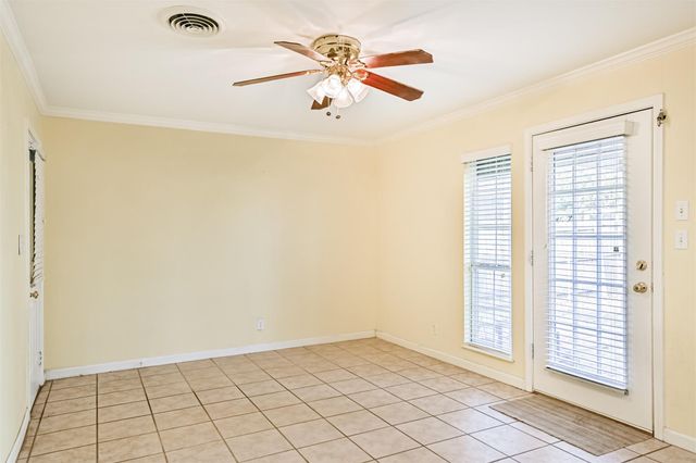 7010 Yucca Drive, Galveston, TX 77551