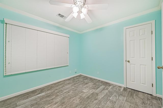 7010 Yucca Drive, Galveston, TX 77551