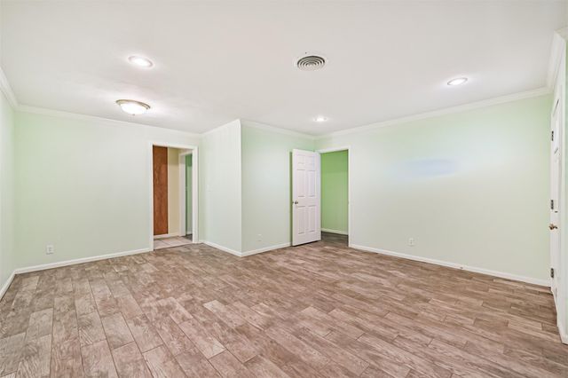 7010 Yucca Drive, Galveston, TX 77551