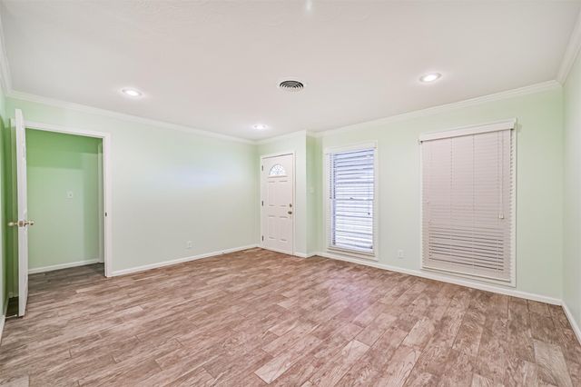 7010 Yucca Drive, Galveston, TX 77551