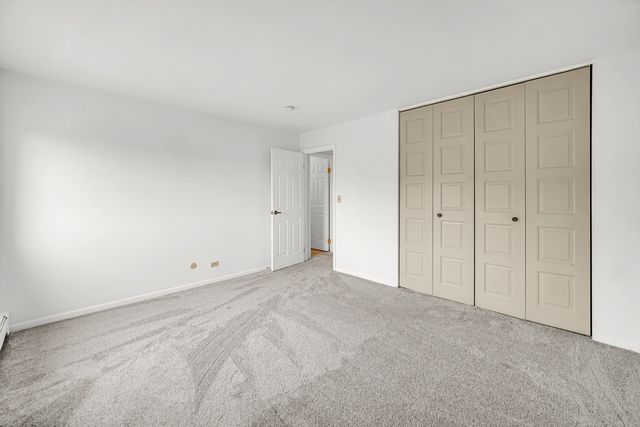 4731 Saint Joseph Creek Road 4E, Lisle, IL 60532