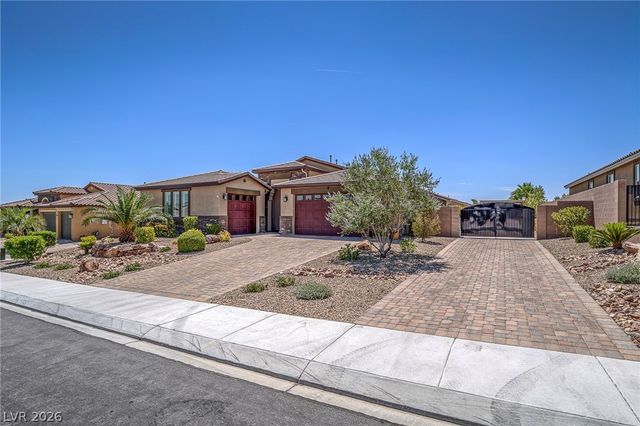 10425 Amulet Ridge Court, Las Vegas, NV 89149