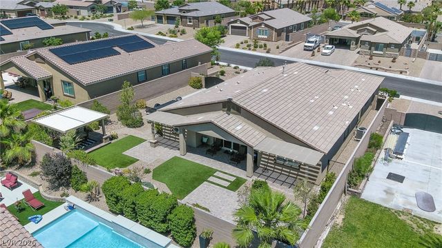 10425 Amulet Ridge Court, Las Vegas, NV 89149