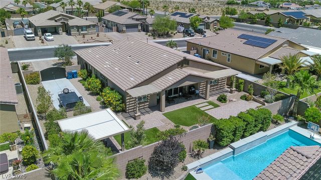 10425 Amulet Ridge Court, Las Vegas, NV 89149