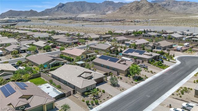 10425 Amulet Ridge Court, Las Vegas, NV 89149