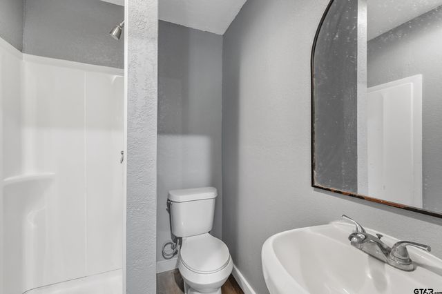 16680 State Highway 64 E, Tyler, TX 75707